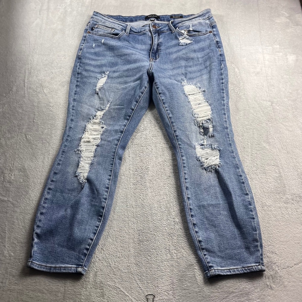 Judy Blue‎ Relaxed Fit Distressed Medium Wash Jeans Womens 18W Plus Size Denim